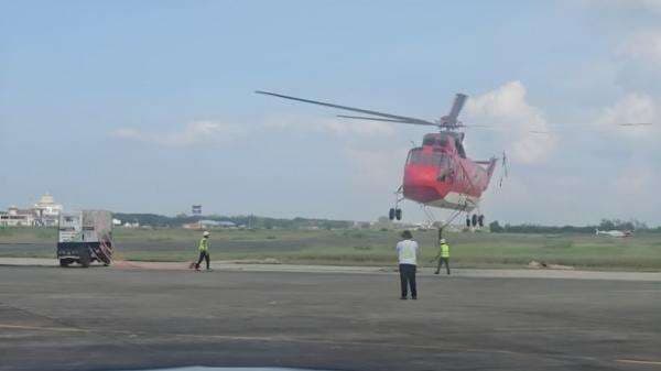 Helikopter BNPB Angkut Genset Raksasa 2,5 Ton untuk Layanan Darurat RSUD Takengon Aceh Helikopter BNPB Angkut Genset Raksasa 2,5 Ton untuk Layanan Darurat RSUD Takengon Aceh