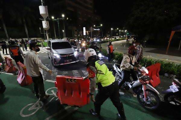 Daftar Lengkap 33 Jalan di Jakarta Ditutup Sementara Saat Malam Tahun Baru 2026 Daftar Lengkap 33 Jalan di Jakarta Ditutup Sementara Saat Malam Tahun Baru 2026