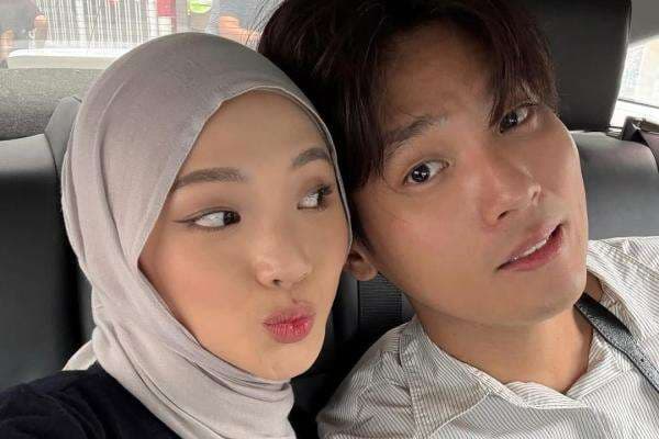 Jule Absen, Sidang Cerai Na Daehoon Ditunda 2 Desember Jule Absen, Sidang Cerai Na Daehoon Ditunda 2 Desember