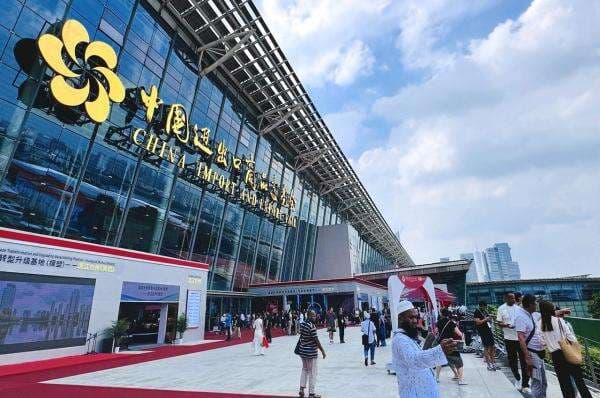 Dampak Perang Dagang: Canton Fair Sepi, Industri Ekspor China Terguncang Dampak Perang Dagang: Canton Fair Sepi, Industri Ekspor China Terguncang