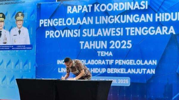 Bupati Butur Teken MoU dengan Pemprov Sultra terkait Pengelolaan Sampah Bupati Butur Teken MoU dengan Pemprov Sultra terkait Pengelolaan Sampah