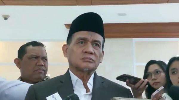 Viral Video Gus Elham Ciumi Anak Perempuan, Respons Wamenag Mengejutkan! Viral Video Gus Elham Ciumi Anak Perempuan, Respons Wamenag Mengejutkan!