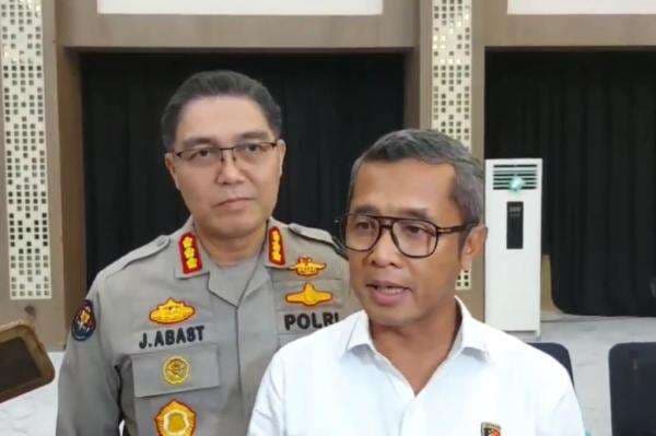 Polisi Buru M Yasin, Tersangka Kasus Pengusiran Paksa Nenek Elina di Surabaya Polisi Buru M Yasin, Tersangka Kasus Pengusiran Paksa Nenek Elina di Surabaya