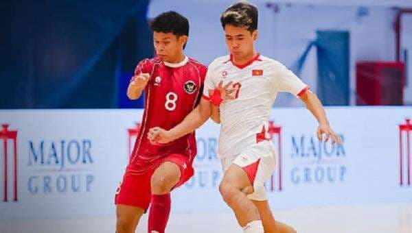 Sengit! Timnas Futsal Indonesia Kalah Tipis dari Vietnam di SEA Games 2025 Sengit! Timnas Futsal Indonesia Kalah Tipis dari Vietnam di SEA Games 2025