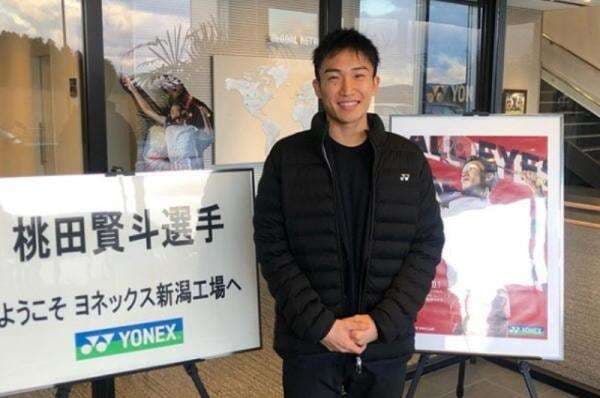 Kisah Sedih Kento Momota, Monster Tunggal Putra yang Benci Bulu Tangkis Gara-Gara Kecelakaan di Malaysia Kisah Sedih Kento Momota, Monster Tunggal Putra yang Benci Bulu Tangkis Gara-Gara Kecelakaan di Malaysia