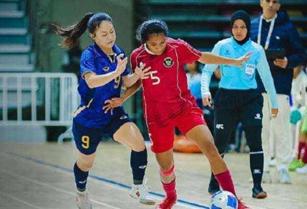 Sejarah! Timnas Futsal Putri Indonesia Lolos Final SEA Games 2025 usai Tumbangkan Thailand via Adu Penalti Sejarah! Timnas Futsal Putri Indonesia Lolos Final SEA Games 2025 usai Tumbangkan Thailand via Adu Penalti