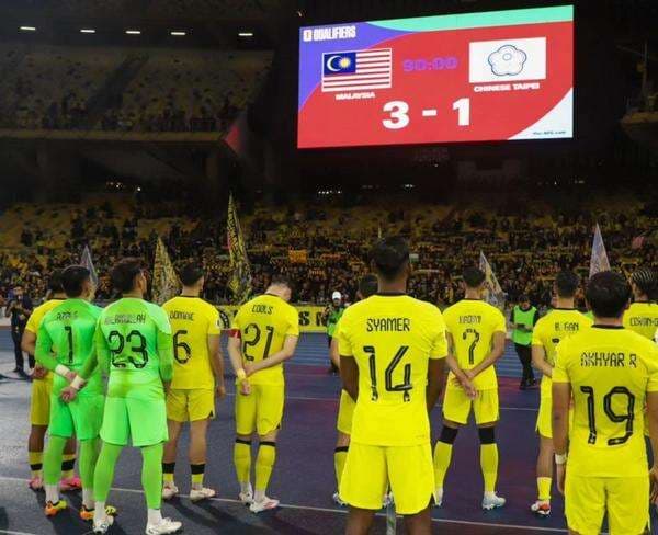 Beda Nasib dengan Timnas Indonesia, Fans Timnas Malaysia Ngamuk Disuruh Beli Tiket tapi Pemainnya Belum Jelas Beda Nasib dengan Timnas Indonesia, Fans Timnas Malaysia Ngamuk Disuruh Beli Tiket tapi Pemainnya Belum Jelas