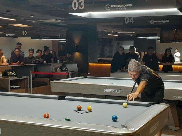 Gading Marten dan Wijaya Saputra Adu Skill Vs Juara Dunia Biliar Fedor Gorst Gading Marten dan Wijaya Saputra Adu Skill Vs Juara Dunia Biliar Fedor Gorst