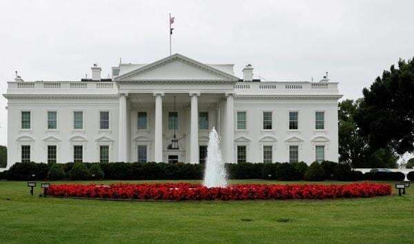 Geger! Jurnalis Ini Tak Sengaja Dimasukkan Grup Obrolan Para Menteri AS Bahas Serangan ke Yaman Geger! Jurnalis Ini Tak Sengaja Dimasukkan Grup Obrolan Para Menteri AS Bahas Serangan ke Yaman