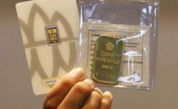 Harga Emas Antam Logam Mulia Hari Ini Naik Rp32.000, Dekati Rp2 Juta per Gram! Harga Emas Antam Logam Mulia Hari Ini Naik Rp32.000, Dekati Rp2 Juta per Gram!