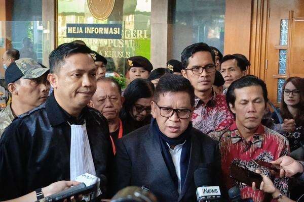 Hasto PDIP Anggap Pencegahan Agustiani Tio oleh KPK ke Luar Negeri Tidak Manusiawi Hasto PDIP Anggap Pencegahan Agustiani Tio oleh KPK ke Luar Negeri Tidak Manusiawi