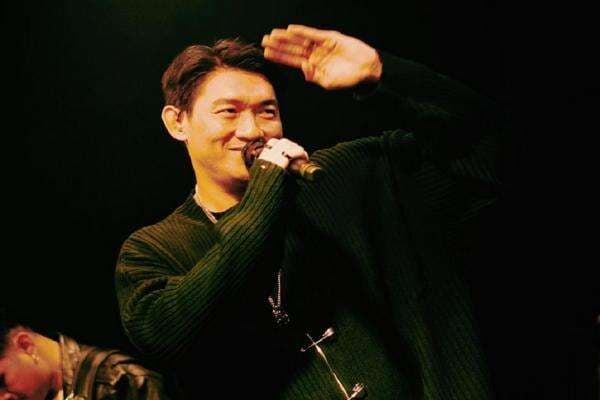 Ifan Seventeen Ditunjuk Jadi Dirut PT PFN, Gajinya Tembus Rp1 Miliar? Ifan Seventeen Ditunjuk Jadi Dirut PT PFN, Gajinya Tembus Rp1 Miliar?