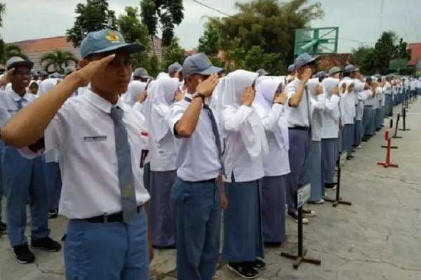 Pelajar di Depok bakal Dilarang Bawa Kendaraan Bermotor ke Sekolah Pelajar di Depok bakal Dilarang Bawa Kendaraan Bermotor ke Sekolah