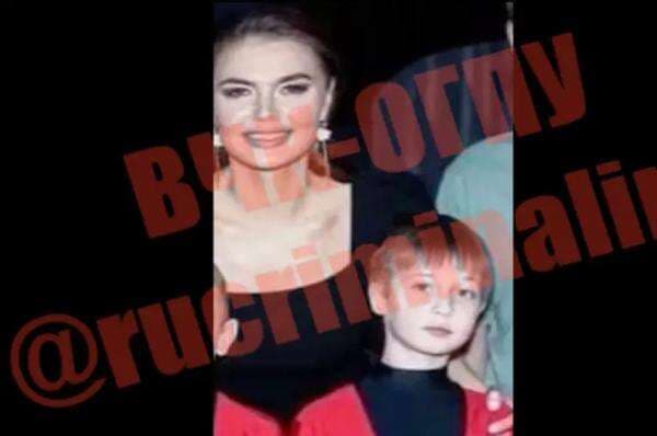 Ini Ivan Vladimirovich, Bocah 10 Tahun Diduga Anak Rahasia Putin dan Si Cantik Alina Kabaeva Ini Ivan Vladimirovich, Bocah 10 Tahun Diduga Anak Rahasia Putin dan Si Cantik Alina Kabaeva