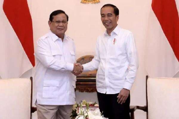 Istana Tepis Isu Matahari Kembar Prabowo dan Jokowi Istana Tepis Isu Matahari Kembar Prabowo dan Jokowi