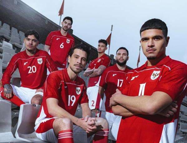 Legenda Australia Ketar-ketir dengan Kekuatan Timnas Indonesia Legenda Australia Ketar-ketir dengan Kekuatan Timnas Indonesia