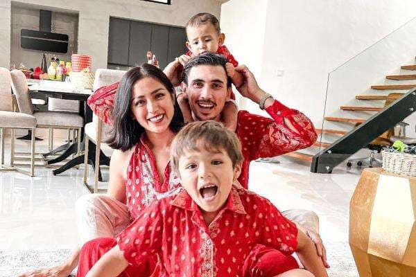 Viral Anggota DPRD Diduga Aniaya Pramugari karena Tak Senang Kopernya Ditaruh di Bagasi Belakang Viral Anggota DPRD Diduga Aniaya Pramugari karena Tak Senang Kopernya Ditaruh di Bagasi Belakang