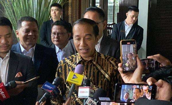 Jokowi: Sudah Saya Sampaikan Bolak-balik, Tidak Ada Matahari Kembar Jokowi: Sudah Saya Sampaikan Bolak-balik, Tidak Ada Matahari Kembar