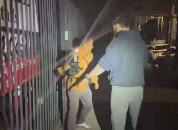 Justin Bieber Rekam Momen Diikuti Paparazi: Ini Harus Dihentikan! Justin Bieber Rekam Momen Diikuti Paparazi: Ini Harus Dihentikan!