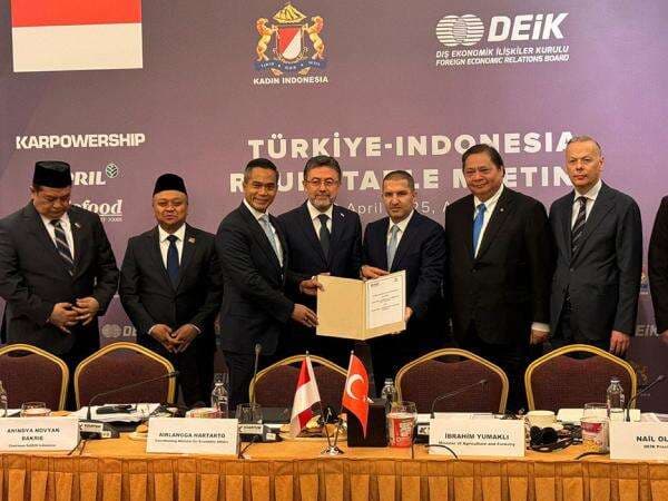 Kadin Targetkan Perdagangan Indonesia-Turki Capai USD10 Miliar Kadin Targetkan Perdagangan Indonesia-Turki Capai USD10 Miliar