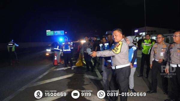 Tinjau KM 71 Tol Cikatama, Kakorlantas: Persiapan Lokasi Flag Off One Way Nasional Tinjau KM 71 Tol Cikatama, Kakorlantas: Persiapan Lokasi Flag Off One Way Nasional