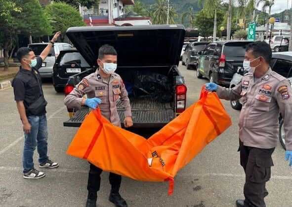 Kasus Kerangka Manusia Termutilasi dan Dicor di Pesisir Selatan, Polisi Tangkap Pelaku Kasus Kerangka Manusia Termutilasi dan Dicor di Pesisir Selatan, Polisi Tangkap Pelaku