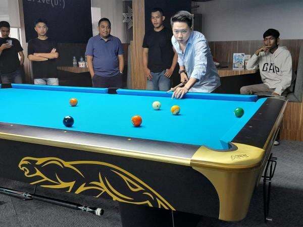 Kevin Sanjaya Sambut Kehadiran Juara Dunia Biliar Fedor Gorst di Indonesia: Role Model untuk Atlet Kami Kevin Sanjaya Sambut Kehadiran Juara Dunia Biliar Fedor Gorst di Indonesia: Role Model untuk Atlet Kami