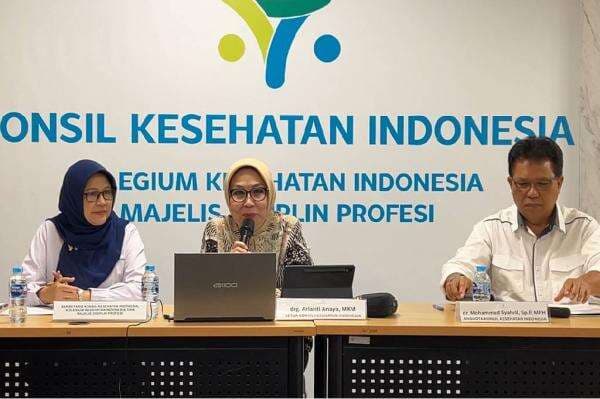 KKI Cabut Sementara STR Dokter Obgyn di Garut yang Lakukan Pelecehan Seksual KKI Cabut Sementara STR Dokter Obgyn di Garut yang Lakukan Pelecehan Seksual