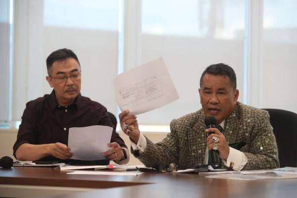 Hotman Paris: CMNP Sudah Kalah di PK Mahkamah Agung, Jangan Coba-Coba Membuka Lagi Demi Kepentingan Tertentu! Hotman Paris: CMNP Sudah Kalah di PK Mahkamah Agung, Jangan Coba-Coba Membuka Lagi Demi Kepentingan Tertentu!