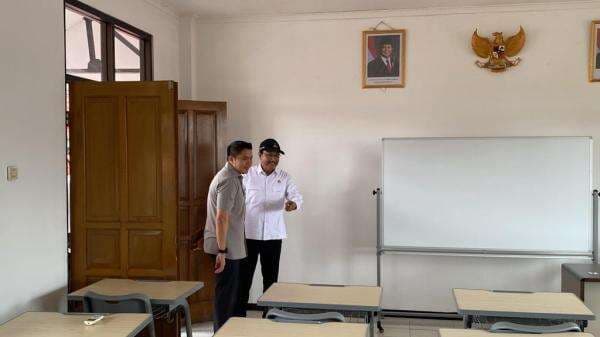 Tinjau Sekolah Rakyat di Bekasi, Mensos: Siap Beroperasi Juli 2025 Tinjau Sekolah Rakyat di Bekasi, Mensos: Siap Beroperasi Juli 2025
