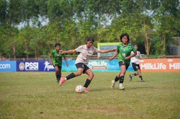 MilkLife Soccer Challenge Tangerang 2025 Selesai Digelar! Ini Daftar Juaranya MilkLife Soccer Challenge Tangerang 2025 Selesai Digelar! Ini Daftar Juaranya