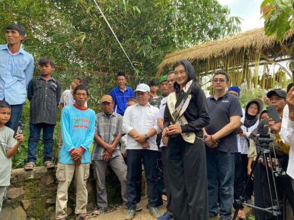 Miss Indonesia 2024 Resmikan Fasilitas Air Bersih di Serang, Harap Warga Hidup Lebih Sehat Miss Indonesia 2024 Resmikan Fasilitas Air Bersih di Serang, Harap Warga Hidup Lebih Sehat