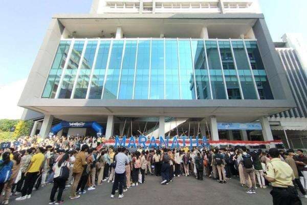 Pejuang UTBK! Kampus Maranatha Beri Beasiswa Khusus, Segini Skor Minimumnya Pejuang UTBK! Kampus Maranatha Beri Beasiswa Khusus, Segini Skor Minimumnya