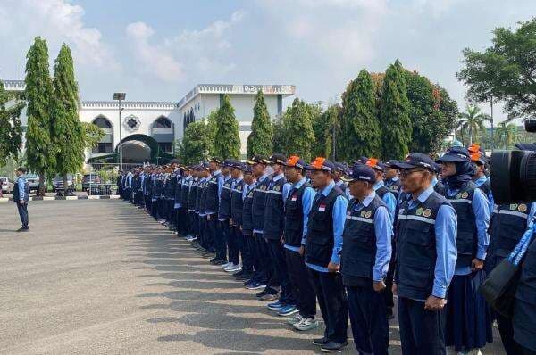 Kemenag Lepas 342 Petugas Haji ke Saudi, Harus Siap Berdiri 12 Jam Sehari Kemenag Lepas 342 Petugas Haji ke Saudi, Harus Siap Berdiri 12 Jam Sehari