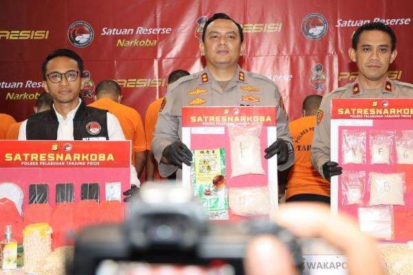 Polres Pelabuhan Tanjung Priok Ungkap 10 Kasus Narkoba Senilai Rp2,3 Miliar, Selamatkan 15.366 Jiwa Polres Pelabuhan Tanjung Priok Ungkap 10 Kasus Narkoba Senilai Rp2,3 Miliar, Selamatkan 15.366 Jiwa