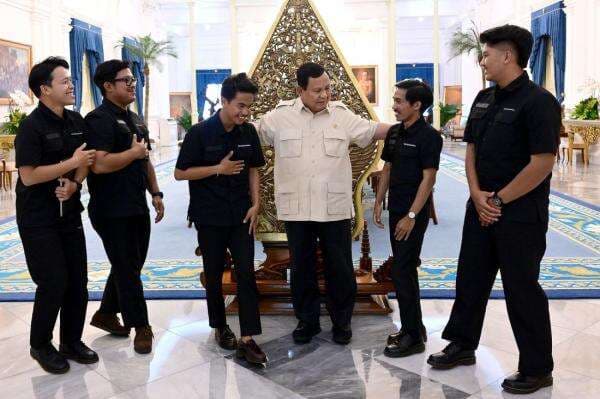 Prabowo Undang Pandawara Group ke Istana: Terus Berjalan dan Jangan Lelah! Prabowo Undang Pandawara Group ke Istana: Terus Berjalan dan Jangan Lelah!
