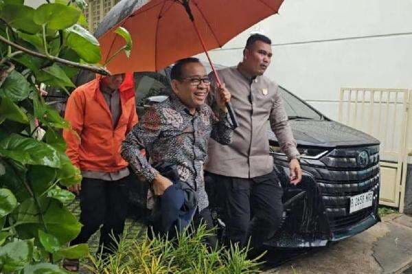 7 Menteri dan 1 Wamen yang Kunjungi Rumah Jokowi di Solo, Ada Agenda Apa? 7 Menteri dan 1 Wamen yang Kunjungi Rumah Jokowi di Solo, Ada Agenda Apa?