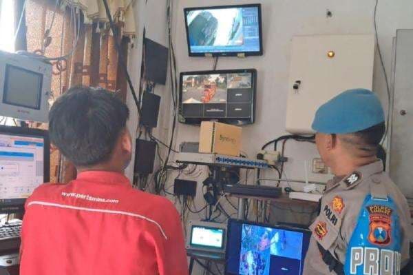 Viral Operator SPBU di Sampang Dipukul gegara Barcode, Pertamina: Korban hanya Jalankan SOP Viral Operator SPBU di Sampang Dipukul gegara Barcode, Pertamina: Korban hanya Jalankan SOP