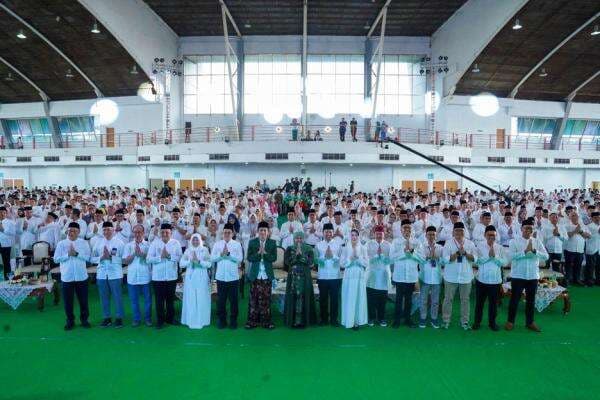 Ribuan Jatimers Hadiri Halalbihalal Bersama Gubernur Jatim Ribuan Jatimers Hadiri Halalbihalal Bersama Gubernur Jatim