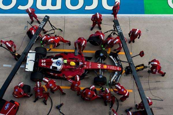 Kata-Kata Scuderia Ferrari Setelah Lewis Hamilton dan Charles Leclerc Didiskualifikasi dari F1 GP China 2025 Kata-Kata Scuderia Ferrari Setelah Lewis Hamilton dan Charles Leclerc Didiskualifikasi dari F1 GP China 2025