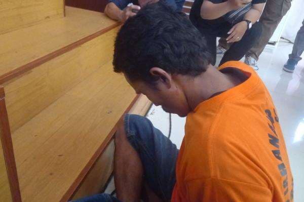 Biadab! Kuli Bangunan di Bekasi Perkosa Anak Tiri hingga Hamil Biadab! Kuli Bangunan di Bekasi Perkosa Anak Tiri hingga Hamil