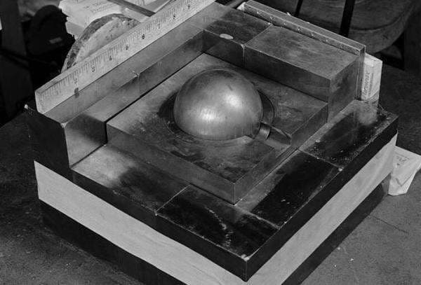 Siapa Emmanuel Lidden? Penggila Sains Australia yang Dihukum 10 Tahun karena Ingin Membuat Senjata Nuklir Siapa Emmanuel Lidden? Penggila Sains Australia yang Dihukum 10 Tahun karena Ingin Membuat Senjata Nuklir