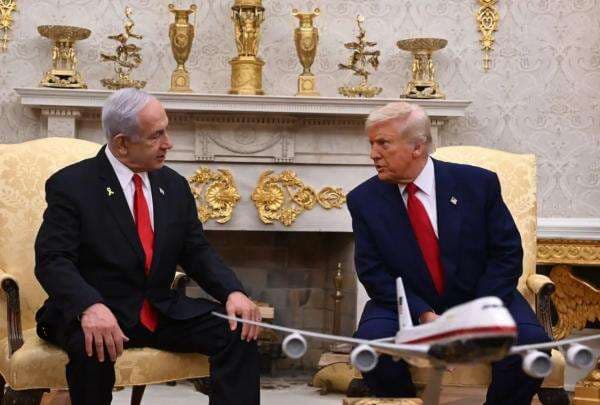 Trump Ingatkan Netanyahu: Baik-baiklah kepada Warga Gaza yang Menderita Trump Ingatkan Netanyahu: Baik-baiklah kepada Warga Gaza yang Menderita