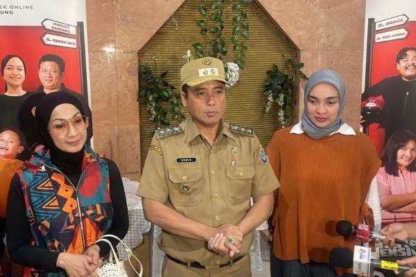 Wakil Wali Kota Bandung Apresiasi Gober Parijs Van Java Perkenalkan Sektor Pariwisata Wakil Wali Kota Bandung Apresiasi Gober Parijs Van Java Perkenalkan Sektor Pariwisata