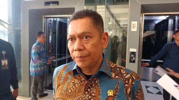 Pimpinan DPR Pastikan Revisi UU TNI Tak Mungkin Selesai sebelum Reses Pimpinan DPR Pastikan Revisi UU TNI Tak Mungkin Selesai sebelum Reses