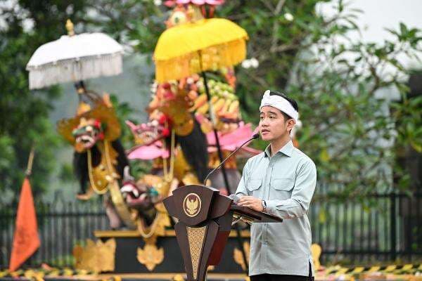 Nyepi dan Lebaran Berdekatan, Wapres: Toleransi, Saling Menghormati Perlu Terus Diperkuat Nyepi dan Lebaran Berdekatan, Wapres: Toleransi, Saling Menghormati Perlu Terus Diperkuat