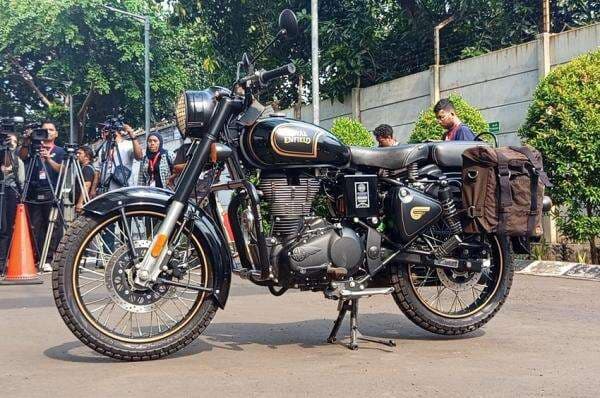 Warna Motor Royal Enfield Ridwan Kamil yang Disita KPK Beda dengan di LHKPN Warna Motor Royal Enfield Ridwan Kamil yang Disita KPK Beda dengan di LHKPN